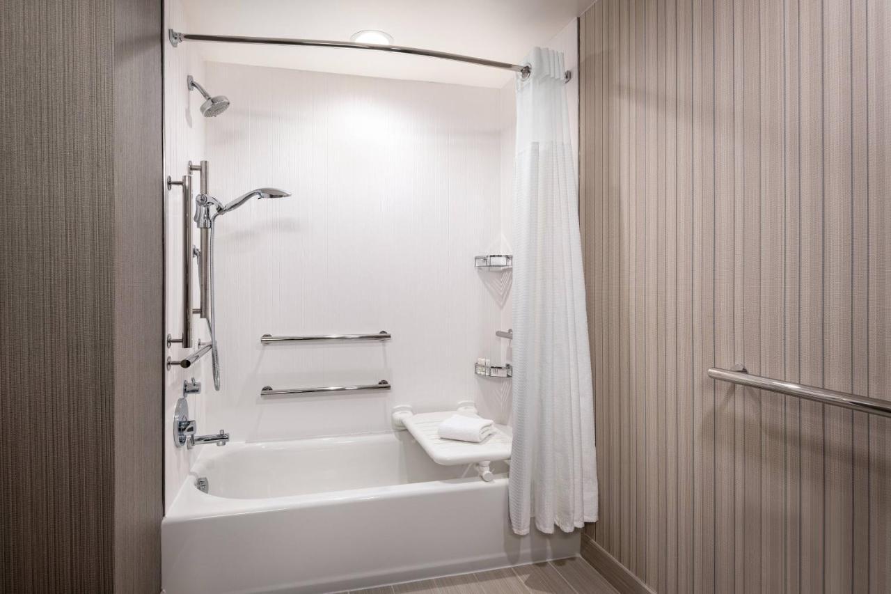 Courtyard By Marriott Petaluma Sonoma County酒店 外观 照片