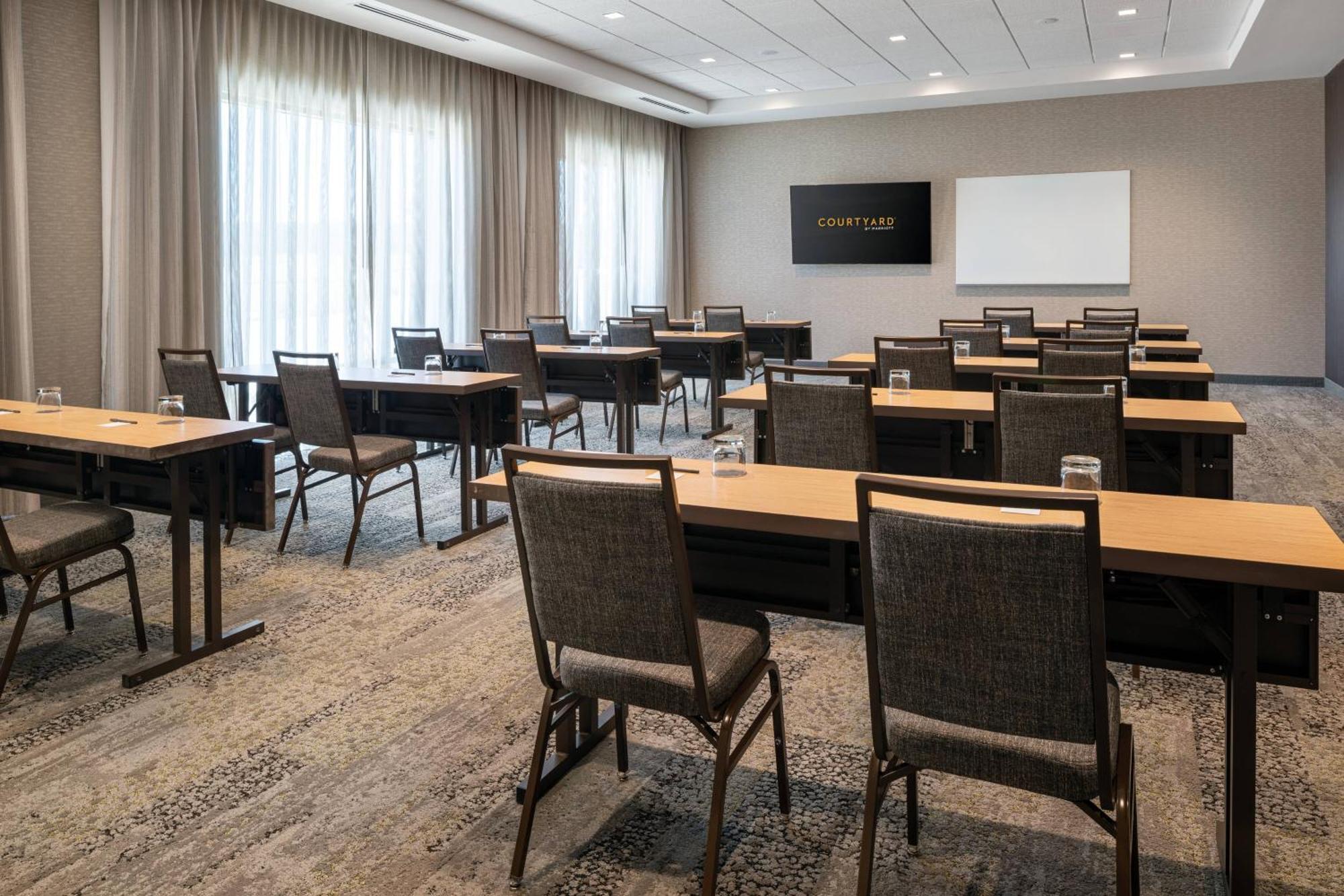 Courtyard By Marriott Petaluma Sonoma County酒店 外观 照片