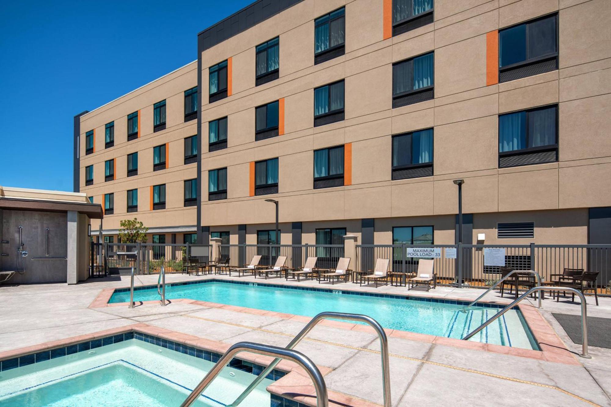Courtyard By Marriott Petaluma Sonoma County酒店 外观 照片