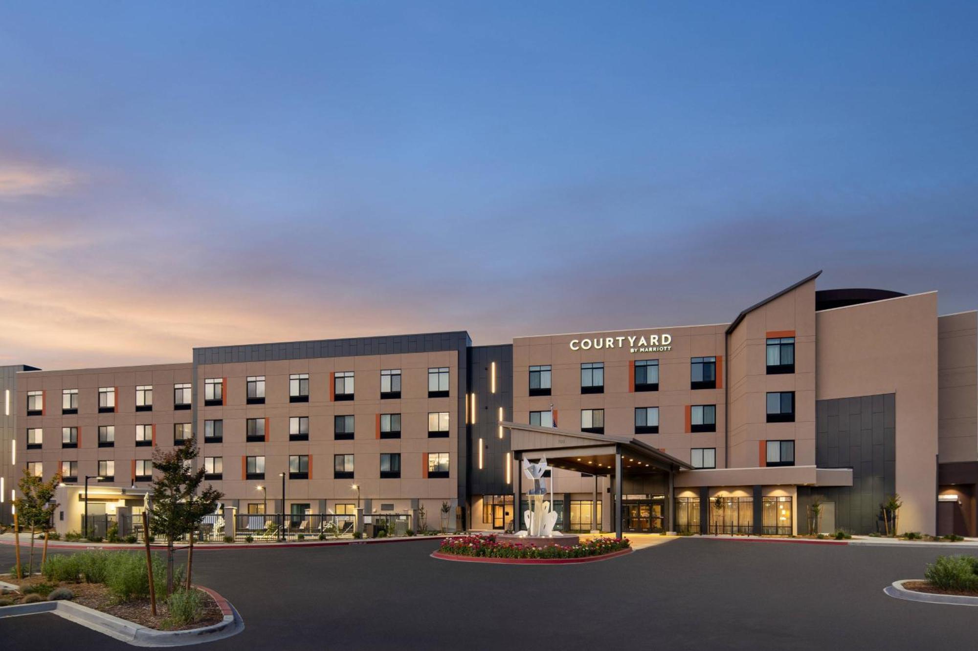 Courtyard By Marriott Petaluma Sonoma County酒店 外观 照片