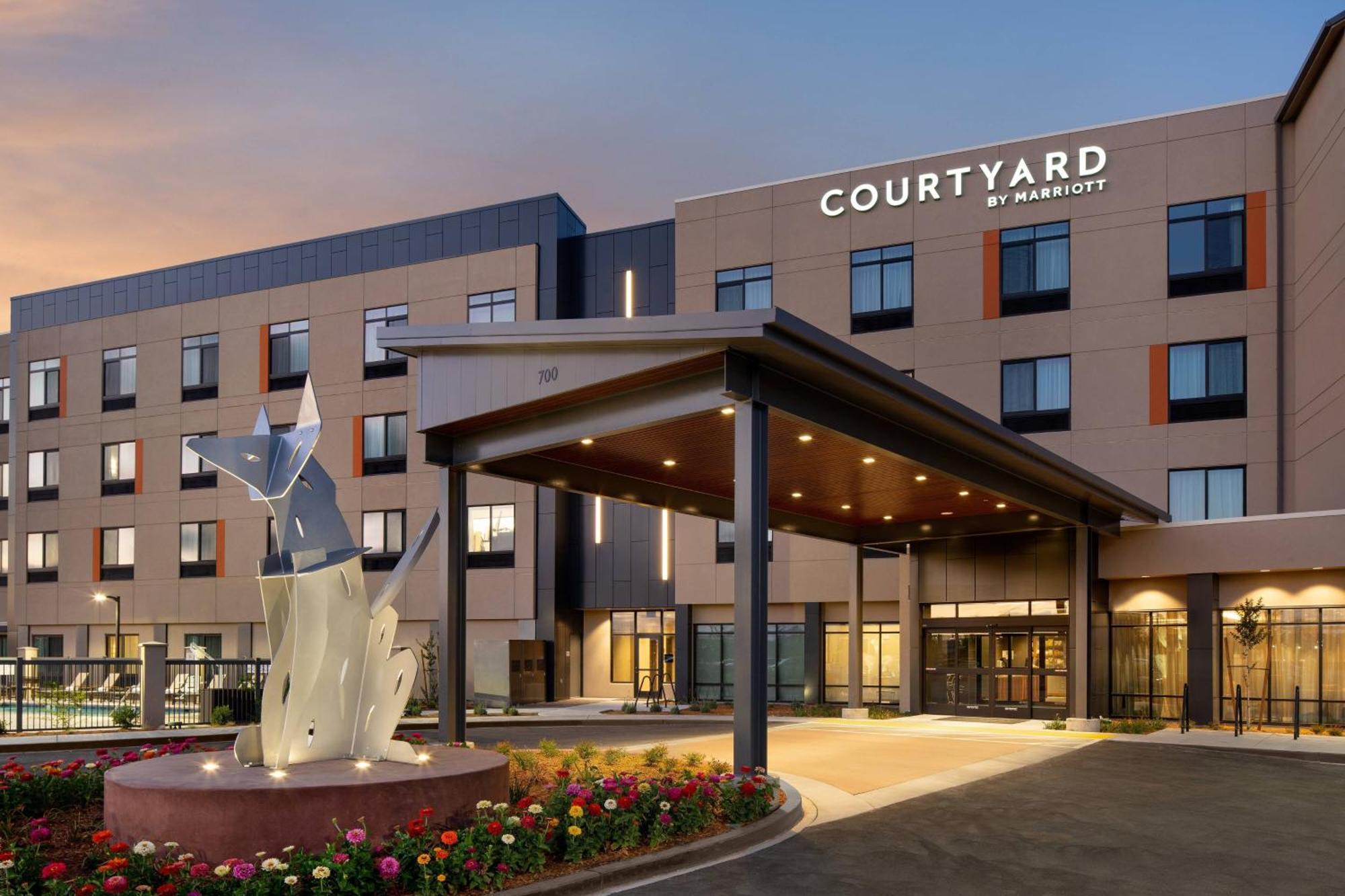 Courtyard By Marriott Petaluma Sonoma County酒店 外观 照片
